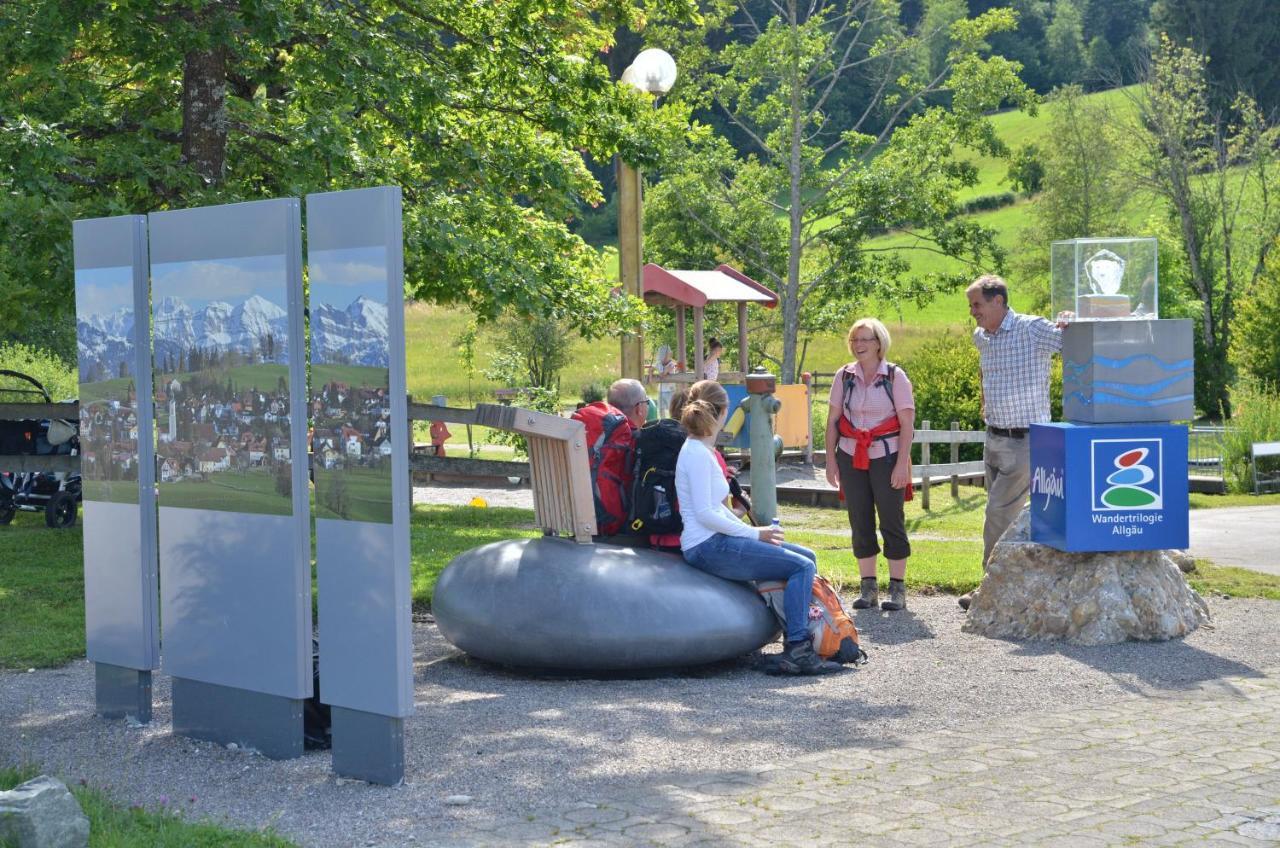 Hotel Alpenrose Gut Schlafen & Fruehstuecken Scheidegg Dış mekan fotoğraf
